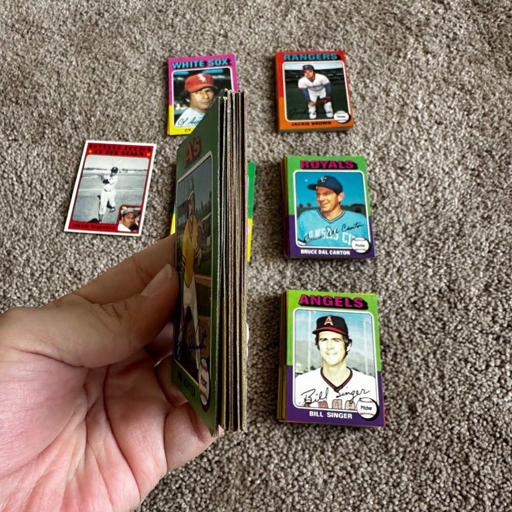 1975 Topps Baseball Card Lot Willie Stargell Catfish Hunter Brian Downing 105 ct - Picture 3 of 11